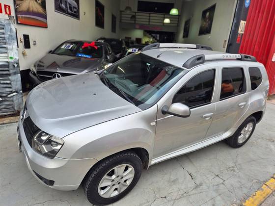 RENAULT DUSTER 2.0 DYNAMIQUE 4X2 16V FLEX 4P AUTOMÁTICO